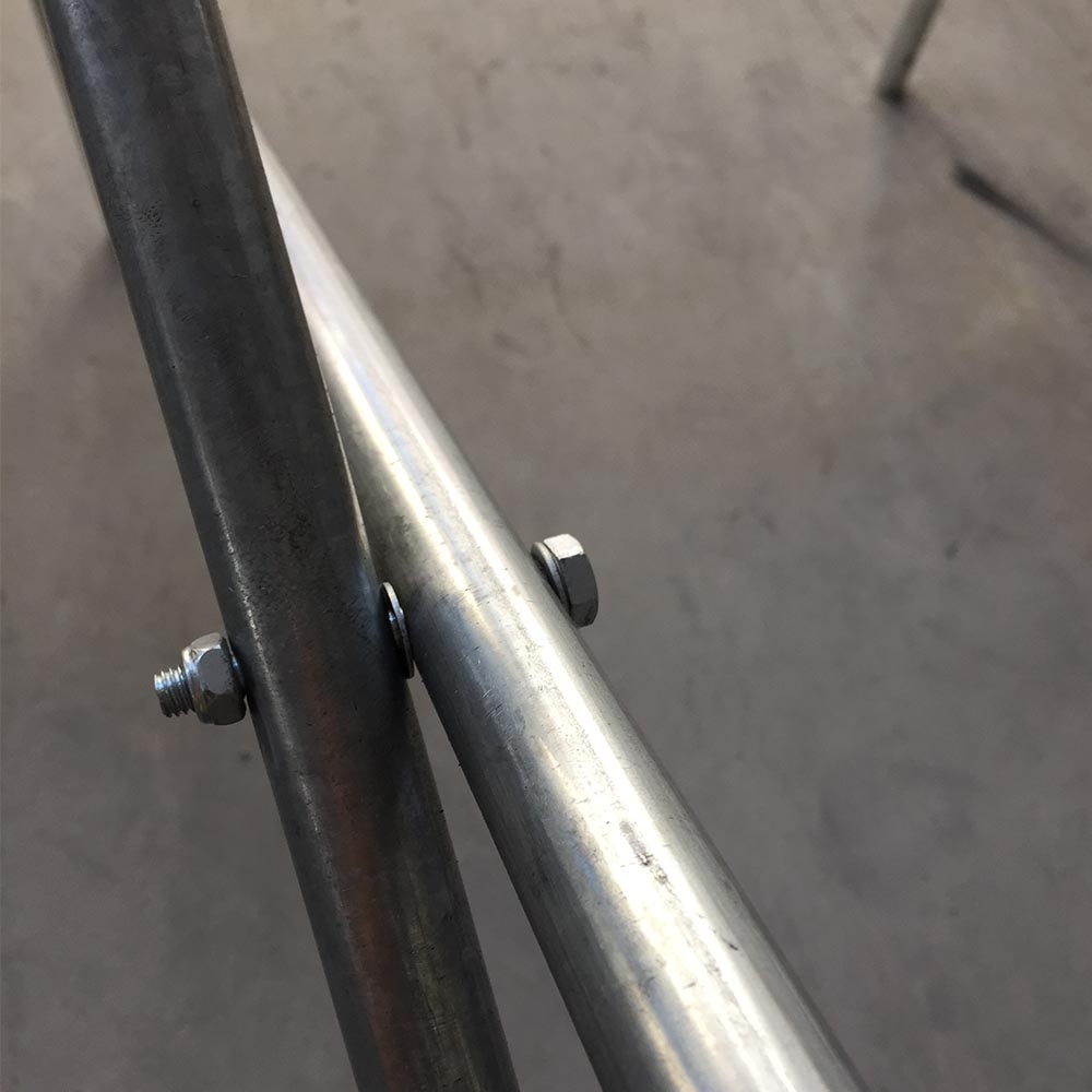 Cross brace